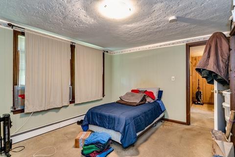 2 Vine St, Franklin, MA 02038 photo 10