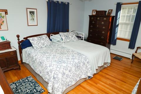 7 Prospect St, Stoneham, MA 02180 photo 22