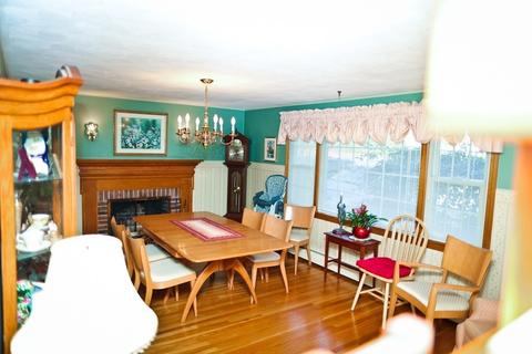 7 Prospect St, Stoneham, MA 02180 photo 14