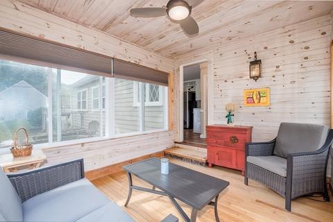 80 Ledgewood Rd, Dedham, MA 02026 photo 4