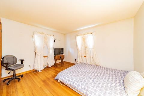 868 Grayson Dr, Springfield, MA 01119 photo 17