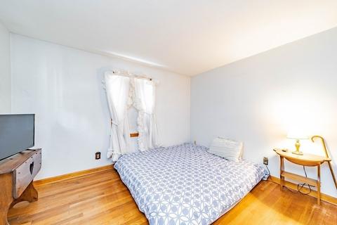 868 Grayson Dr, Springfield, MA 01119 photo 18