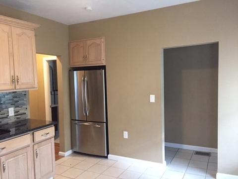 30 Windsor St, Worcester, MA 01605 photo 5