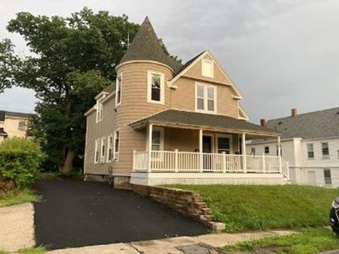 30 Windsor St, Worcester, MA 01605 photo 2