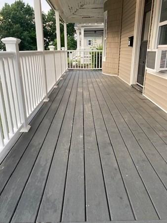 30 Windsor St, Worcester, MA 01605 photo 3