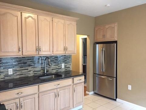 30 Windsor St, Worcester, MA 01605 photo 6