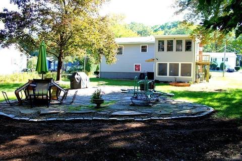 6 Asselin Ave, Webster, MA 01570 photo 4