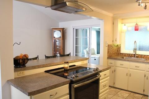 6 Asselin Ave, Webster, MA 01570 photo 8