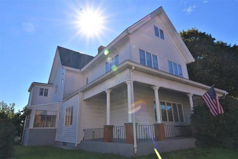 41 Oakes St, Everett, MA 02149 photo 1