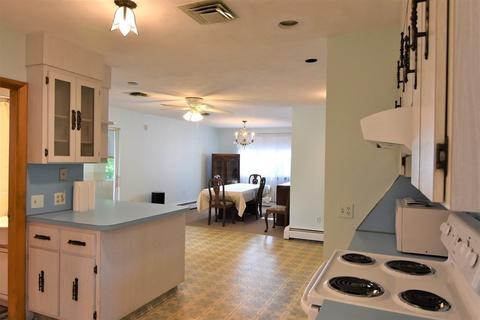 41 Oakes St, Everett, MA 02149 photo 6