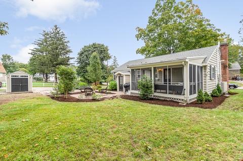 54 Grove St, Reading, MA 01867 photo 36