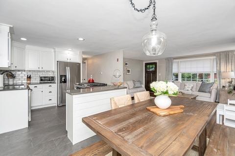 54 Grove St, Reading, MA 01867 photo 10