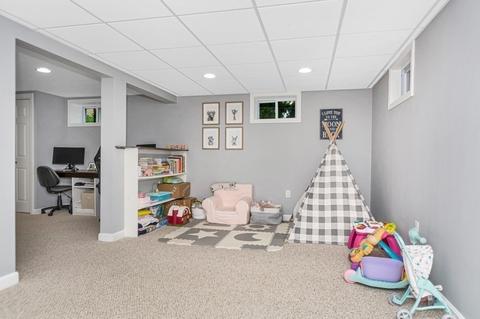 54 Grove St, Reading, MA 01867 photo 25