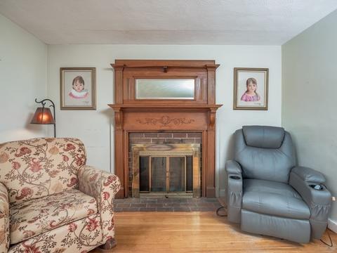 23 Edgemont Ave, Reading, MA 01867 photo 8