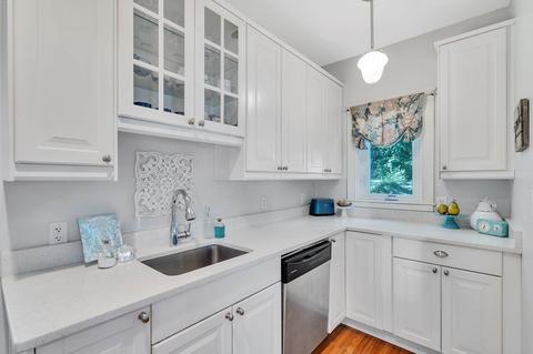 32 Shields St, Mansfield, MA 02048 photo 6