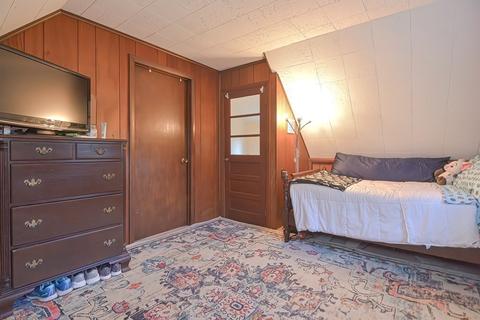 236 Walnut St, Reading, MA 01867 photo 29