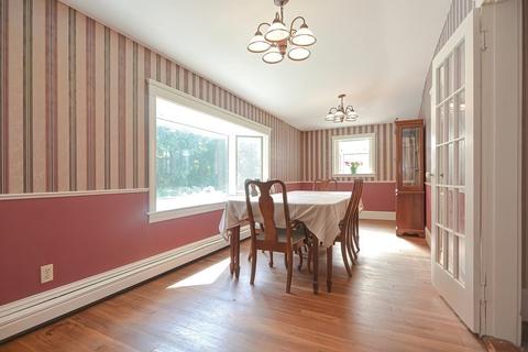236 Walnut St, Reading, MA 01867 photo 11