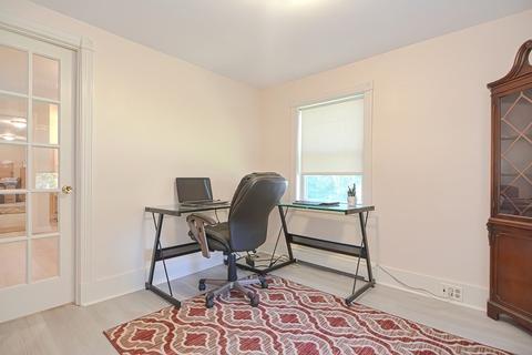 236 Walnut St, Reading, MA 01867 photo 4