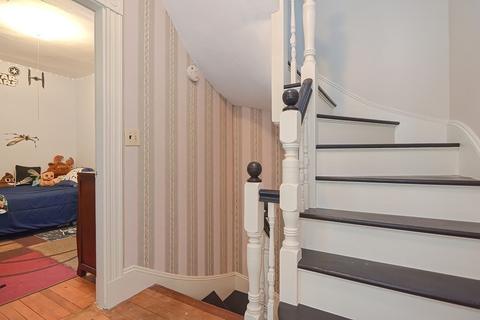 236 Walnut St, Reading, MA 01867 photo 28