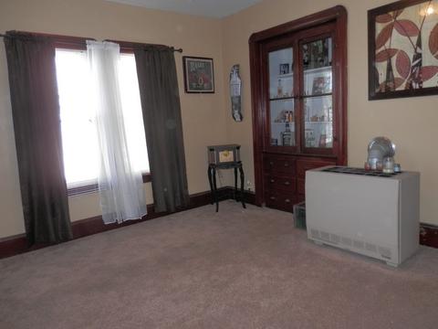 54 Vale St, Fall River, MA 02724 photo 5
