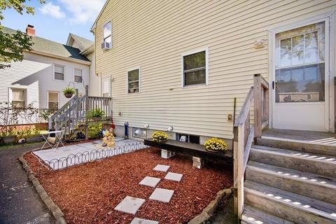 32 Berkshire St, Springfield, MA 01151 photo 25