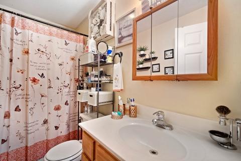 32 Berkshire St, Springfield, MA 01151 photo 16