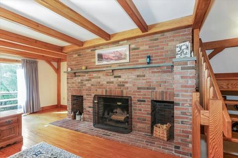 55 South St, Upton, MA 01568 photo 8