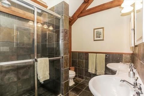 55 South St, Upton, MA 01568 photo 17