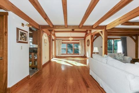 55 South St, Upton, MA 01568 photo 6