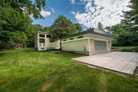 27 Cushing St, Hingham, MA 02043 photo 16