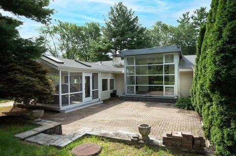 27 Cushing St, Hingham, MA 02043 photo 15