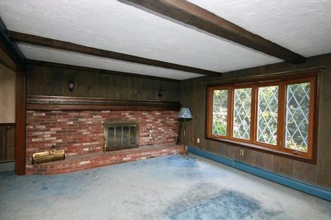 272 Sprague St, Dedham, MA 02026 photo 3