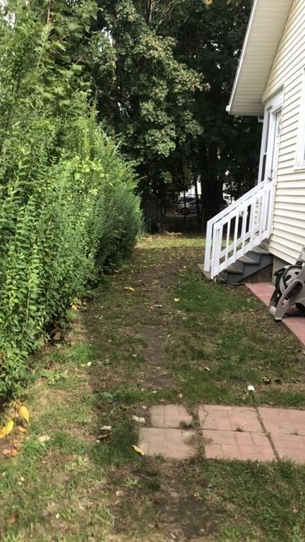 9 Upland Ave, Webster, MA 01570 photo 22