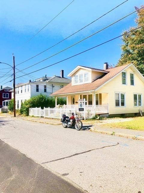 9 Upland Ave, Webster, MA 01570 photo 3