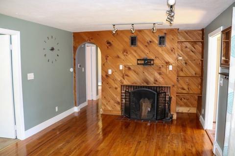 20 Monticello Ave, Springfield, MA 01109 photo 4