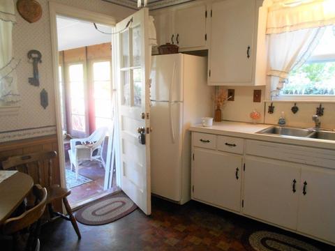 83 Burnside Ter, Springfield, MA 01118 photo 10