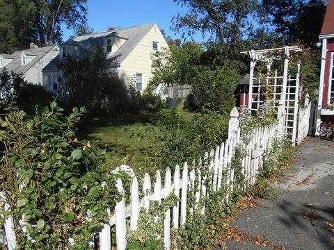 83 Burnside Ter, Springfield, MA 01118 photo 27