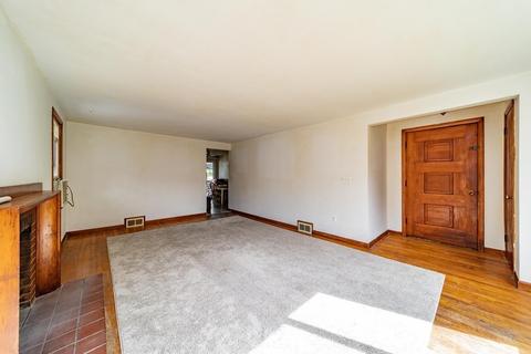 32 Overlea Dr, Springfield, MA 01129 photo 8