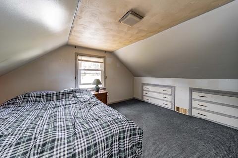 32 Overlea Dr, Springfield, MA 01129 photo 17