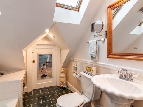 16 Sumner St, Gloucester, MA 01930 photo 26