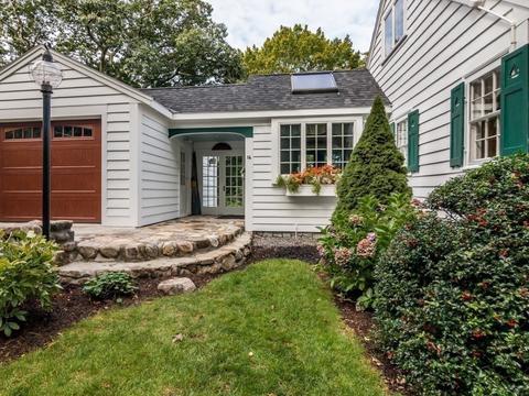 16 Sumner St, Gloucester, MA 01930 photo 6