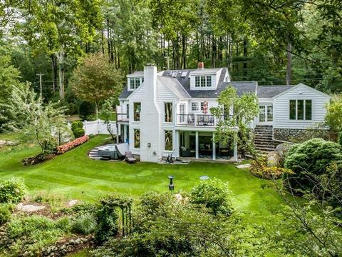 16 Sumner St, Gloucester, MA 01930 photo 1
