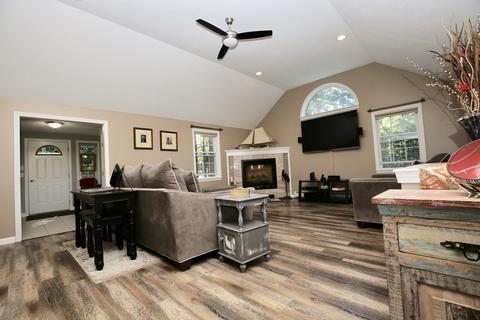168 Hathaway St, Wareham, MA 02571 photo 6