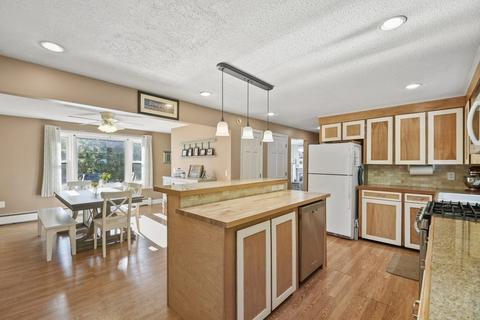 6 Juniper St, Hudson, NH 03051 photo 14