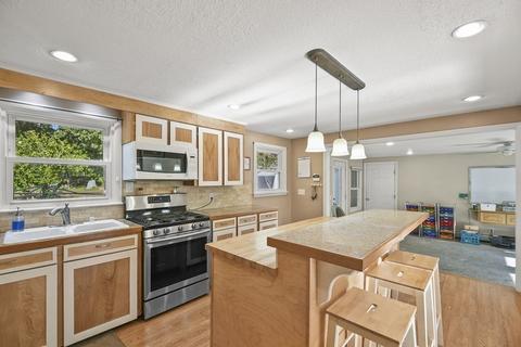 6 Juniper St, Hudson, NH 03051 photo 13