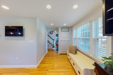 14 Gordon Rd, Milton, MA 02186 photo 10