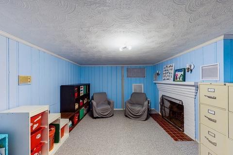 14 Gordon Rd, Milton, MA 02186 photo 32