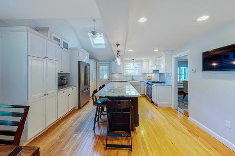 14 Gordon Rd, Milton, MA 02186 photo 8