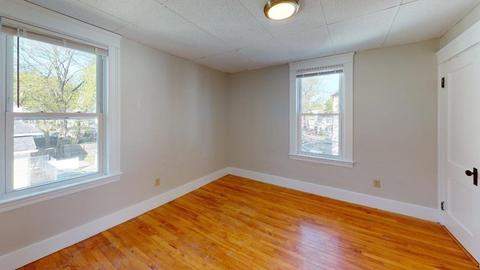 79 Birch St, Worcester, MA 01603 photo 12