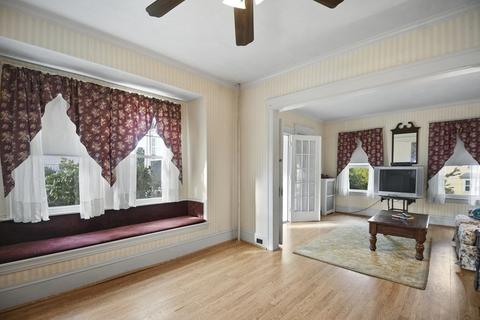 32 Leeds St, Worcester, MA 01606 photo 8